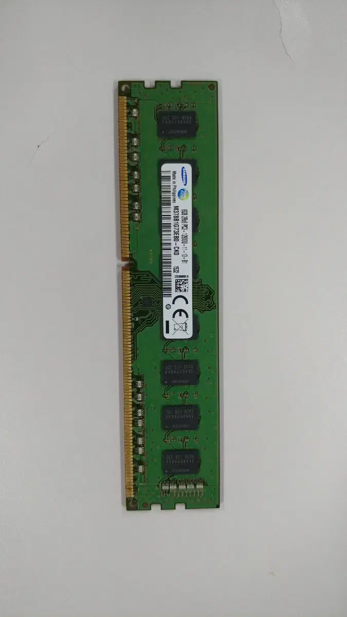 인식안되는 부품  ddr3 8기가 메모리 카드 ㅣ능력자분 고쳐서 쓰실분